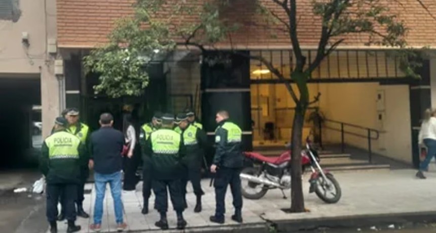 Principio de incendio en un departamento de San Miguel de Tucum&aacute;n: una habitaci&oacute;n se quem&oacute; en un 80%