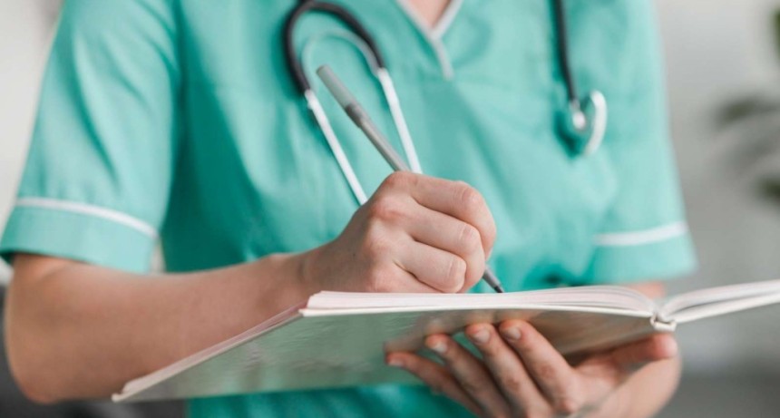 Us&oacute; un t&iacute;tulo trucho para ser enfermera en Tucum&aacute;n y ahora enfrenta una causa por uso de instrumento p&uacute;blico falso