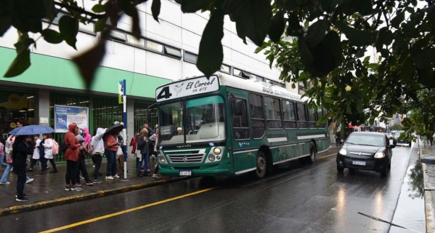 Transporte en emergencia: dictamen favorable para extender el r&eacute;gimen y mantener subsidios