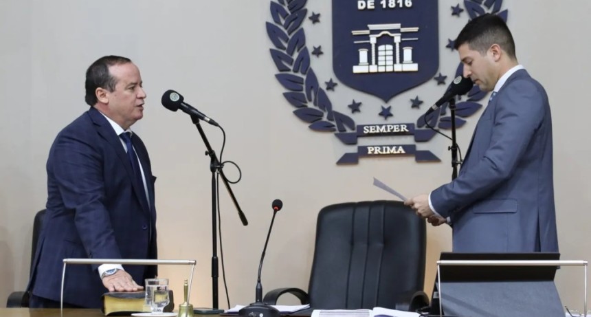 Cristian Abel jur&oacute; como nuevo concejal de San Miguel de Tucum&aacute;n en reemplazo de Carlos Arnedo