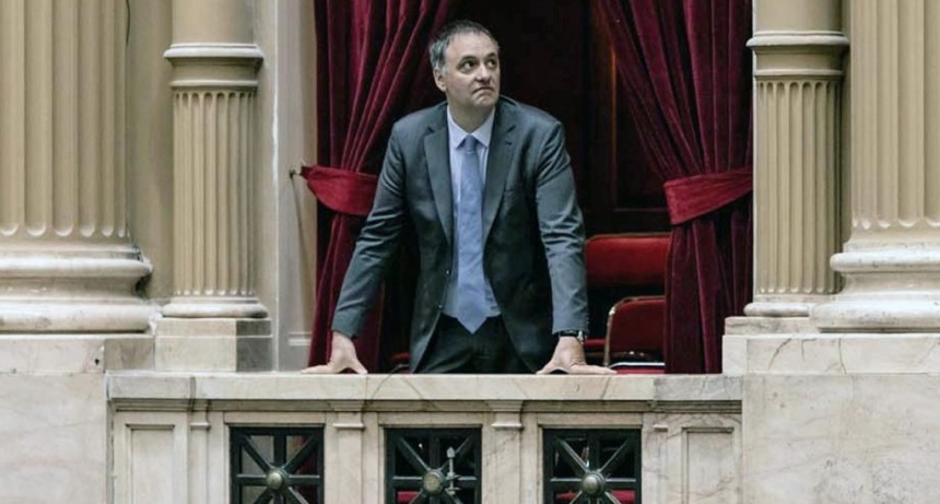 Congreso: Adorni presenta informe de gesti&oacute;n bajo presi&oacute;n por investigaci&oacute;n patrimonial