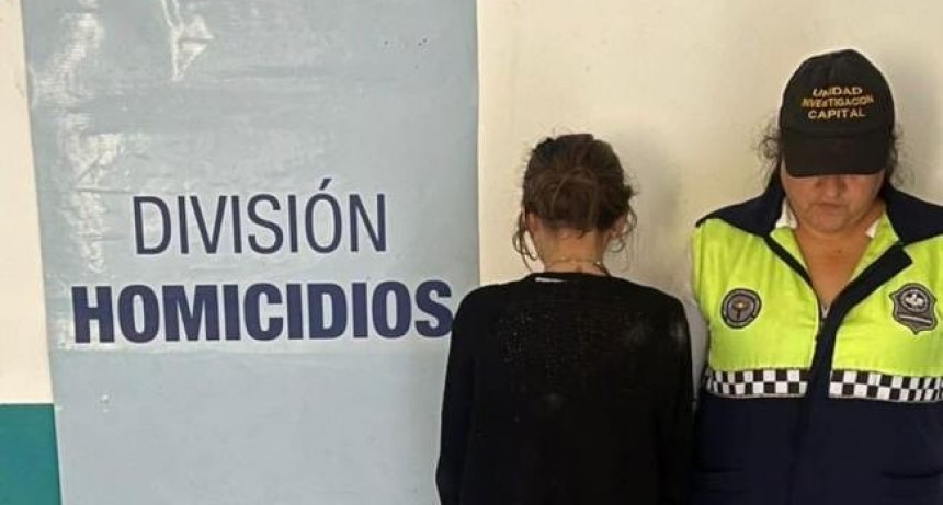 Aprehenden a una mujer y secuestran elementos por el crimen de Chacabuco 59