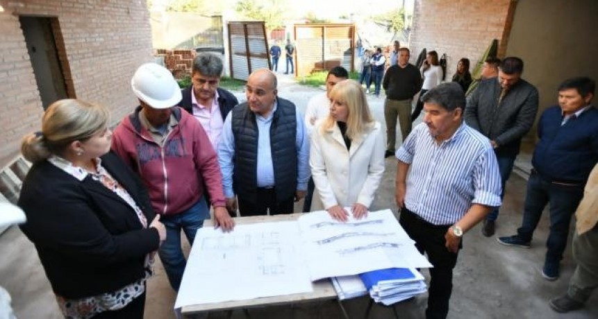 Manzur recorrió las obras del Centro de Desarrollo Infantil del Barrio Sarmiento