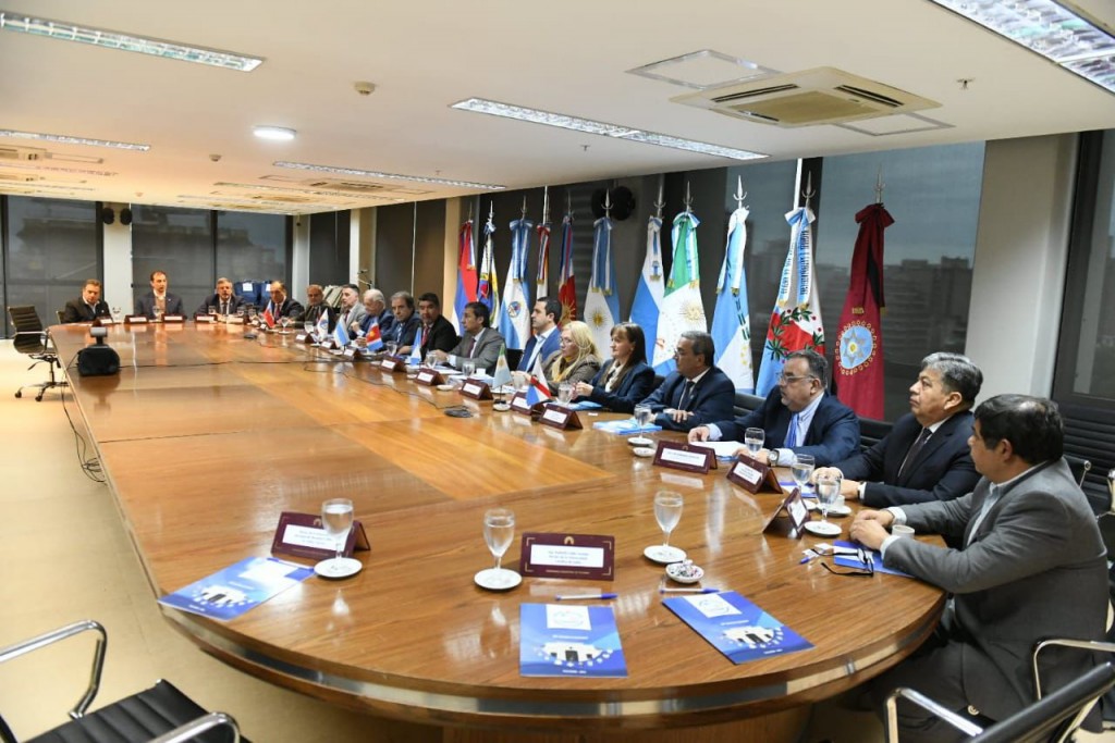 Vicegobernadores del NOA y NEA se reunieron con decanos y rectores de las universidades de la región