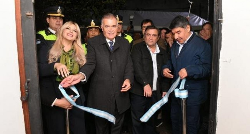 Jaldo inauguró dos dependencias policiales en Lules