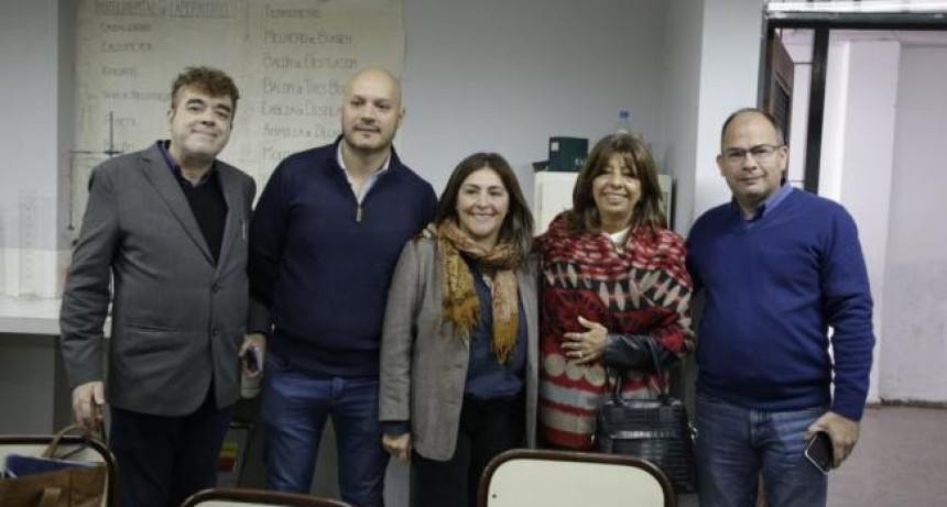 Montaldo dialogó con la comunidad educativa de la Escuela Técnica N°1 y el Instituto Privado Tucumán