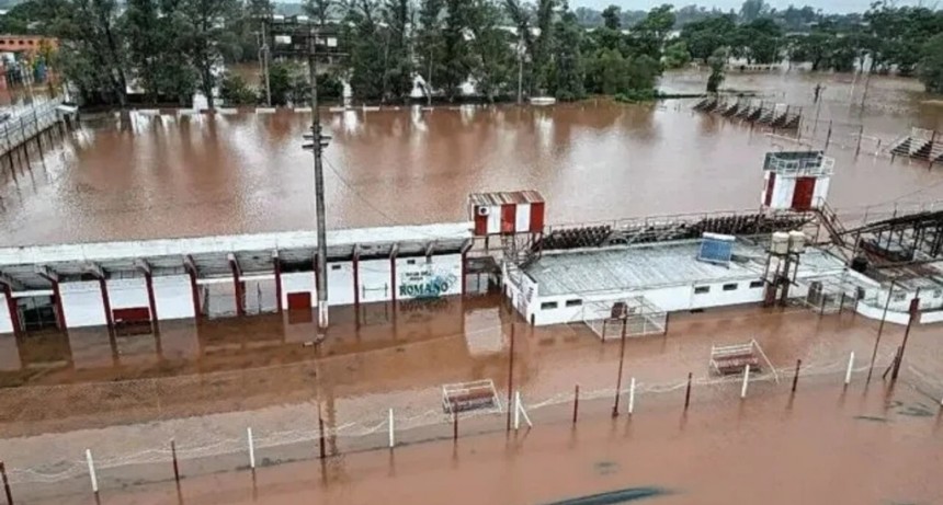 Entre Ríos: por la crecida del río Uruguay evacuaron a casi 600 personas en Concordia 