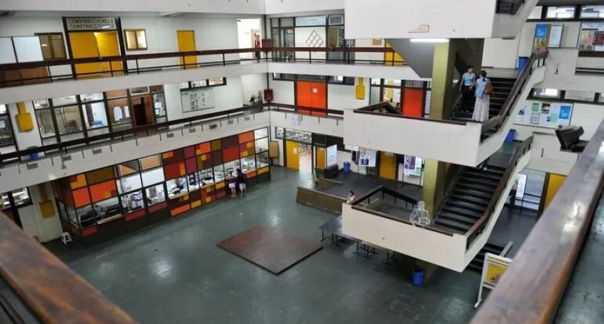 Presentarán un libro para conmemorar los 80 años de la enseñanza de la arquitectura en Tucumán