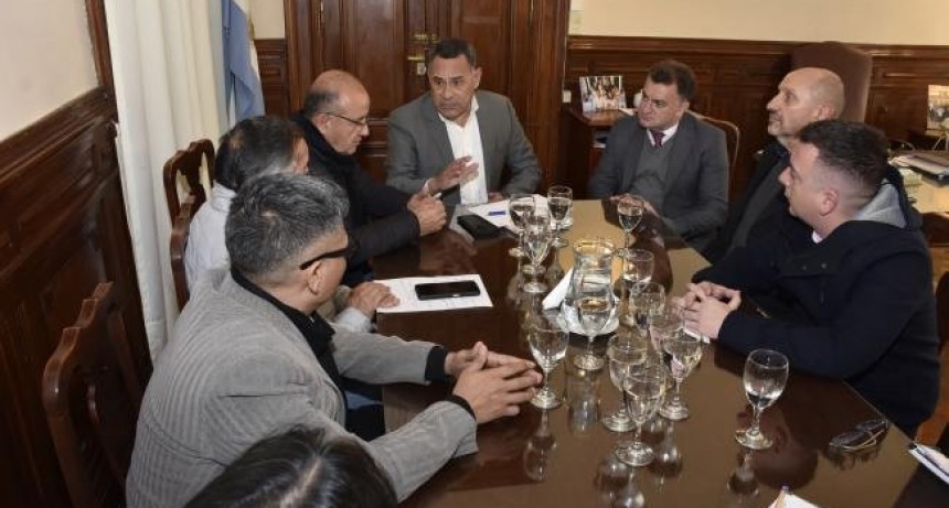 Jaldo espera firmar acuerdos con todos los gremios hasta el viernes