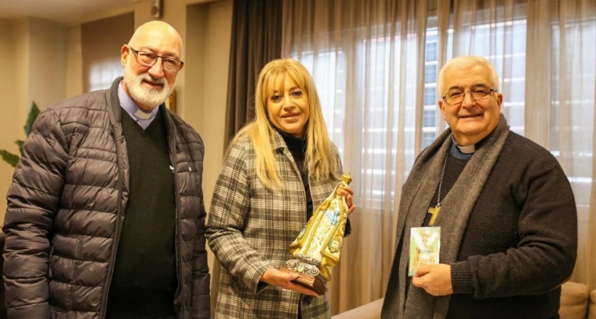 La intendenta recibió al arzobispo de Tucumán