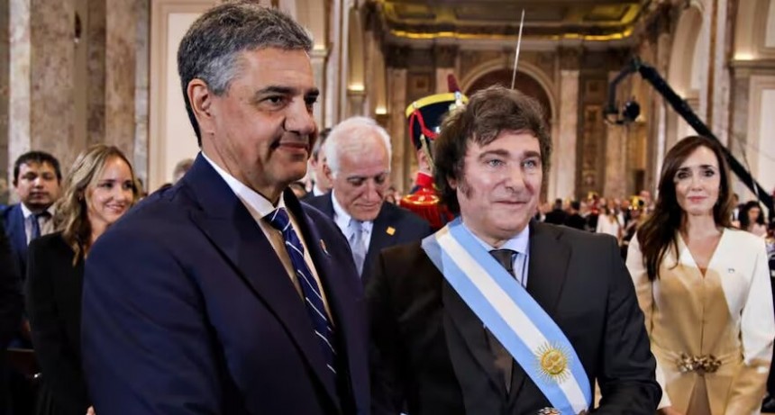 Javier Milei asistió al Tedeum por el 25 de Mayo y emprende viaje a Córdoba