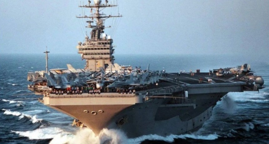 Llega a la Argentina uno de los portaaviones nucleares más imponentes de los Estados Unidos