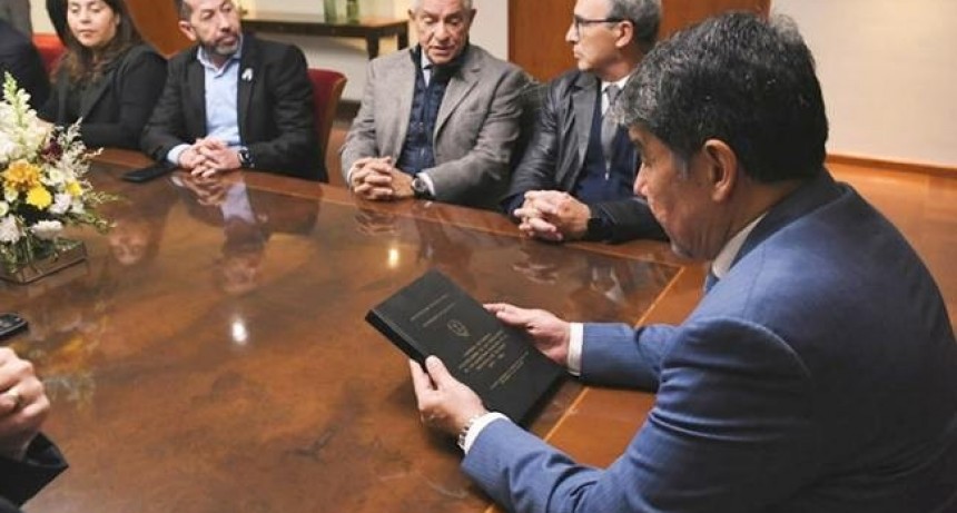 Avanzan en la digitalización de documentos históricos