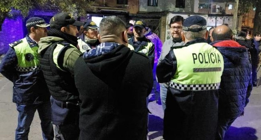 Un peligroso delincuente disparó contra la policía y terminó muerto