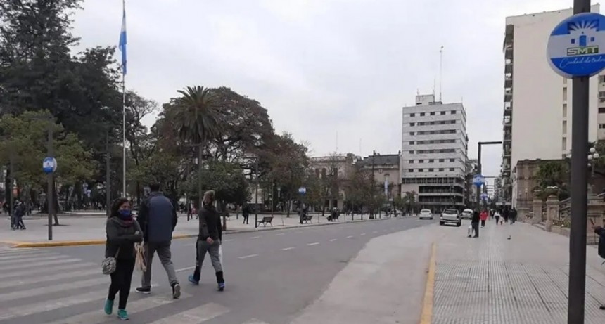 Tiempo: se espera un jueves nublado y una temperatura máxima de 15° para Tucumán
