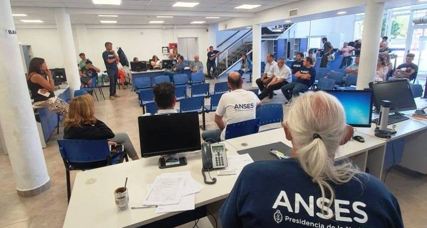 A nivel nacional se registraron casi 20 mil empleados públicos en un período de 4 meses