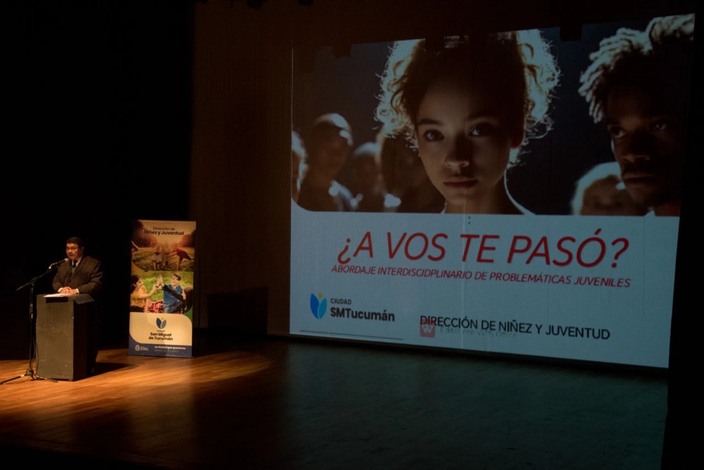 San Miguel de Tucumán lanza programa contra el bullying y problemáticas juveniles con teatro y diálogo