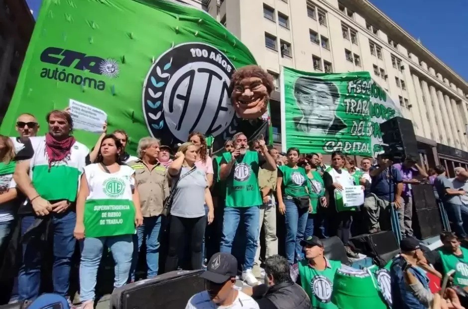 ATE anuncia paro nacional contra el acuerdo con el FMI y la pérdida salarial