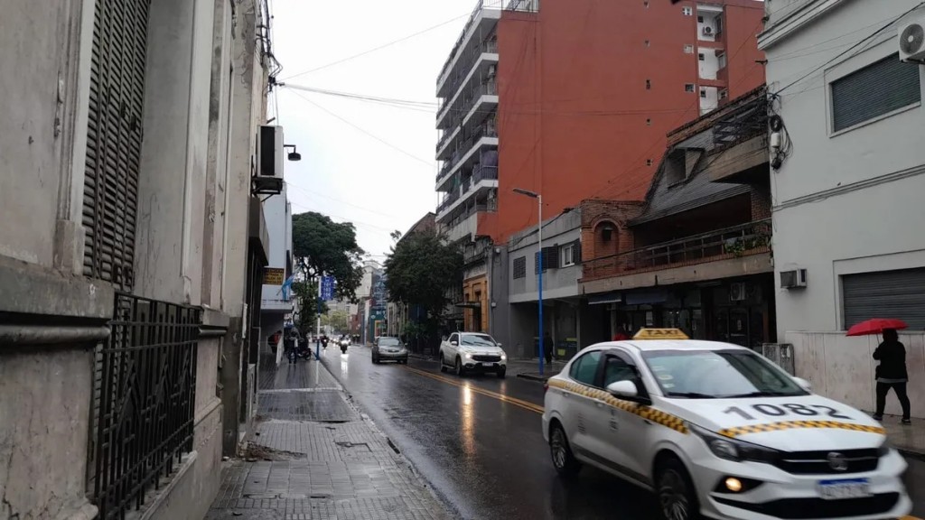 Tiempo: Tucumán amaneció con lluvias, ¿cómo seguirá el resto de la jornada?