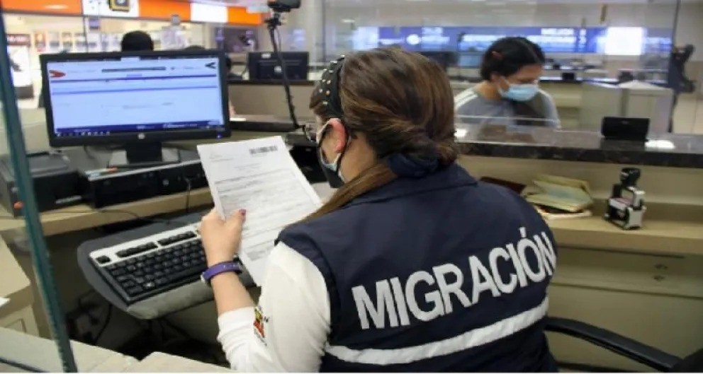 Reforma migratoria: extranjeros irregulares deberán pagar salud y educación, y habrá deportaciones exprés