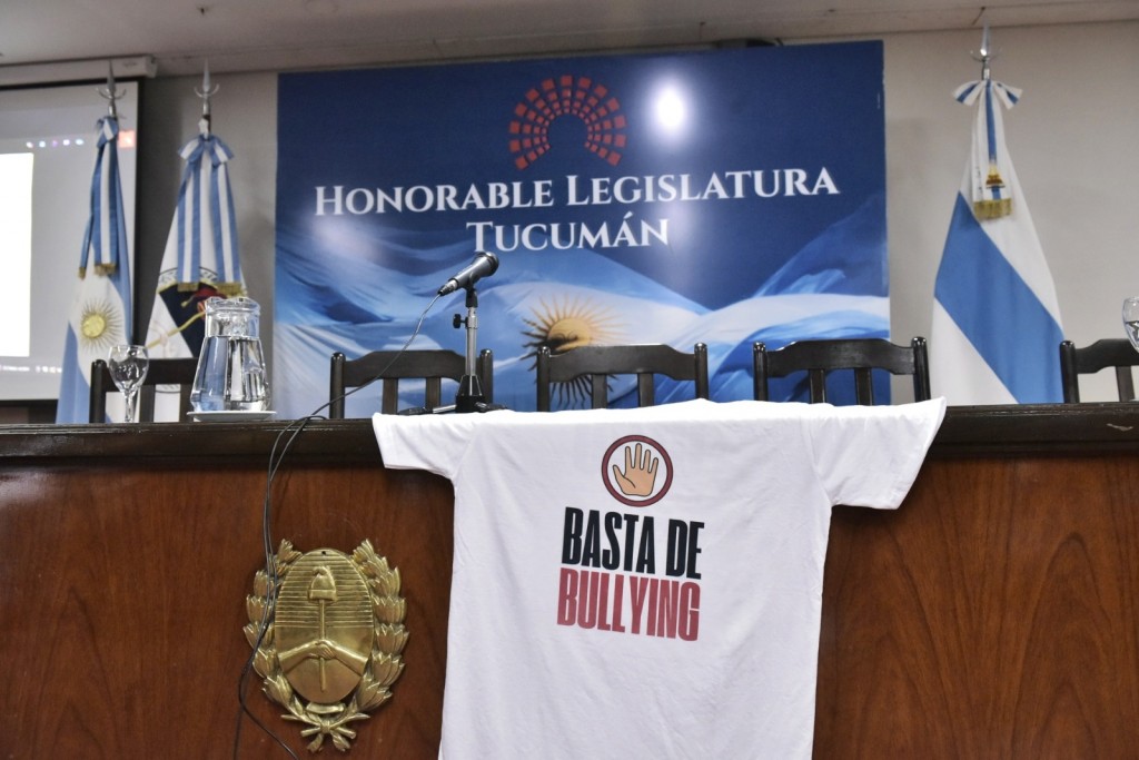 Tucumán debate estrategias contra el bullying: proponen ley para prevención y asistencia