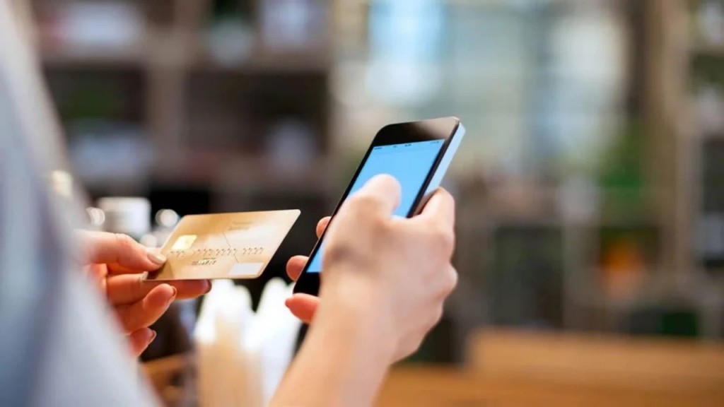 Del billete al celular: por qué Argentina es el país líder en pagos digitales de la región