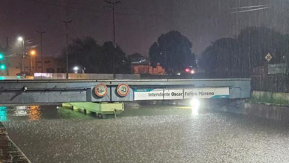 Inundaciones en Buenos Aires: más de mil evacuados y rutas cortadas por las intensas lluvias