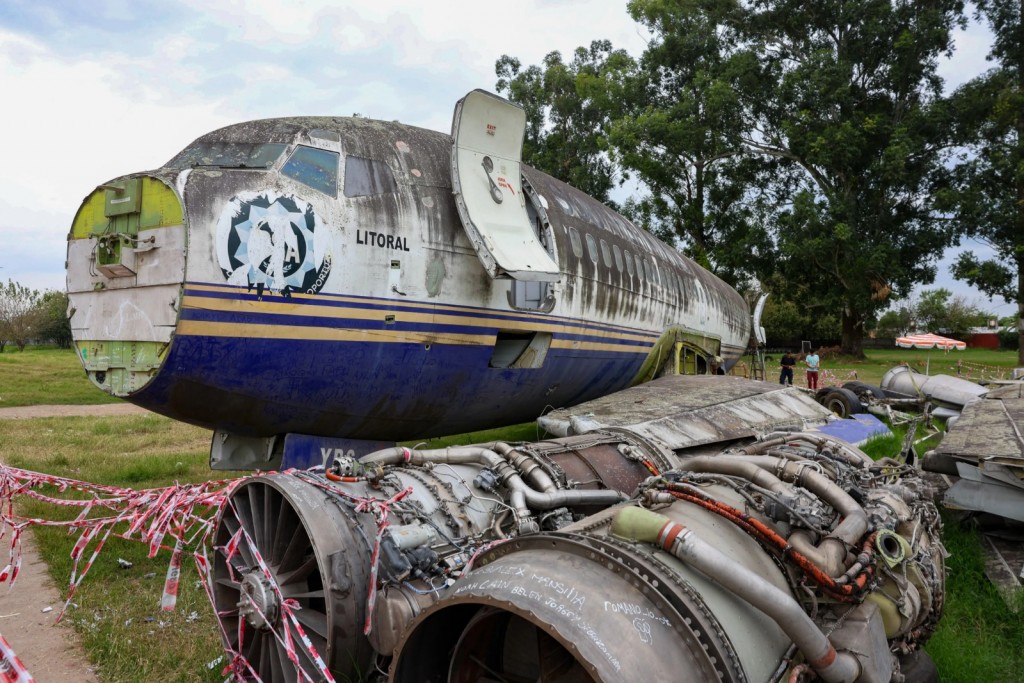 Reconvierten un  Boeing 737 en un local gastronómico