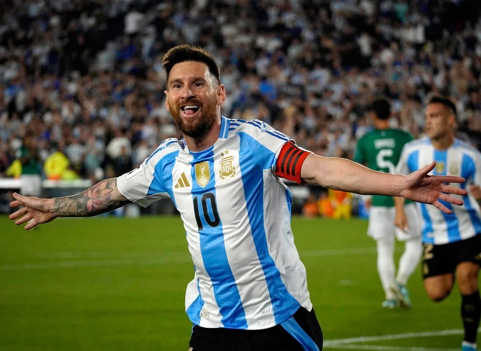 Messi lidera el ranking histórico de la IFFHS, con Pelé y Maradona en el podio