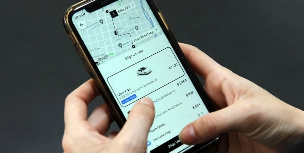 Chahla se reunió con taxistas: analizan regulación para apps y flexibilizar requisitos de licencias