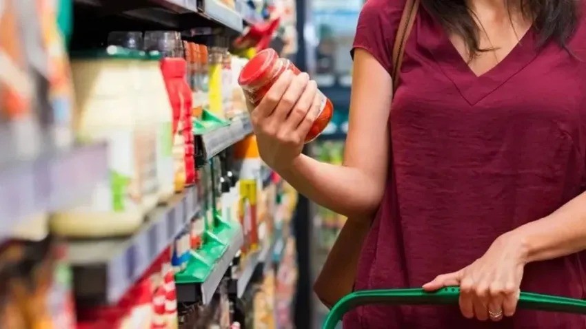Consumo en alza: las ventas minoristas suben 1,8% mensual y 3% interanual en marzo