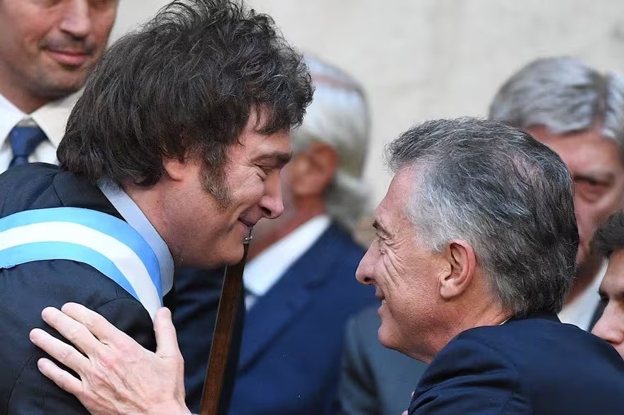 Macri felicitó a Milei por el triunfo en CABA y reabren diálogo tras tensión electoral