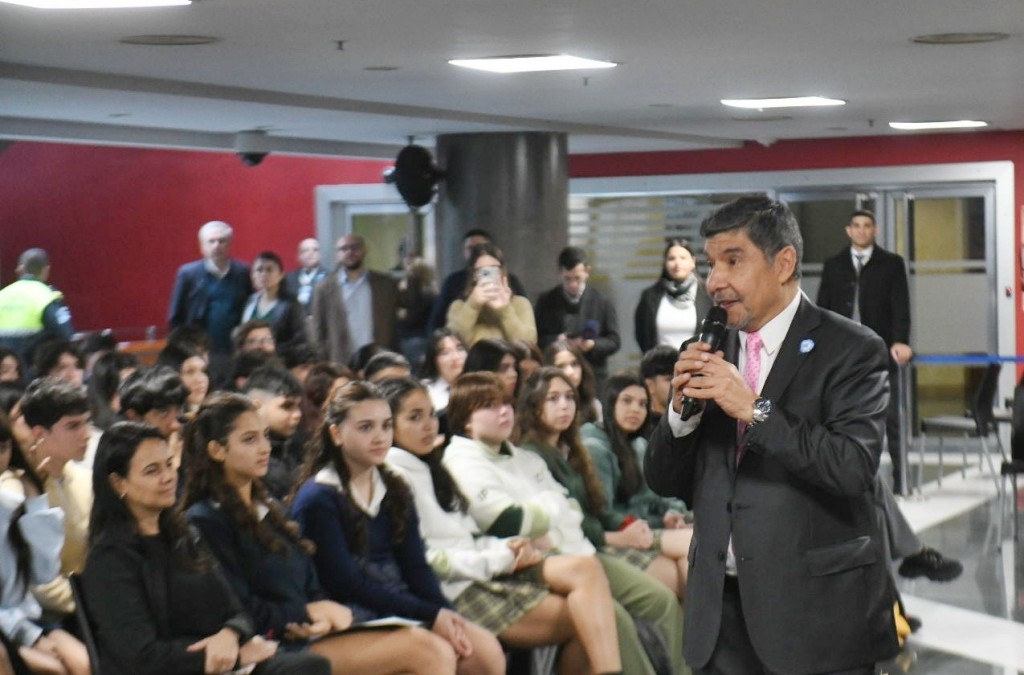 La Legislatura abre sus puertas a proyectos juveniles en el certamen 