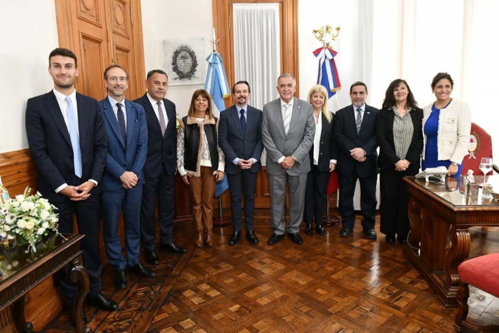 Tucumán y Francia fortalecen lazos con acuerdos educativos y culturales