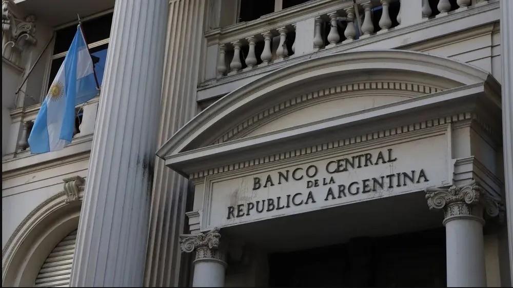 Argentina coloca USD 1.000 M en bonos