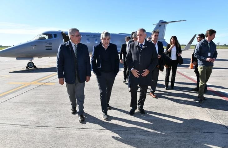 Caputo llega a Tucumán para encuentro federalista