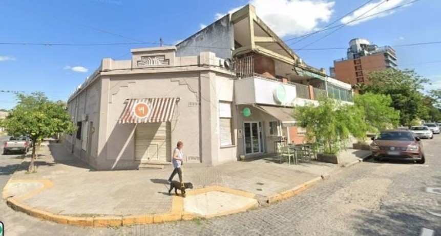 Clientes y empleados frenaron a un ladrón que intentó robar una heladería