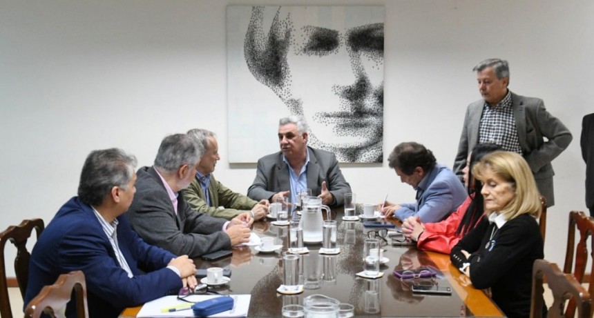 Avanzan en la reforma de la Ley de Obras Públicas para modernizar procesos y ganar eficiencia
