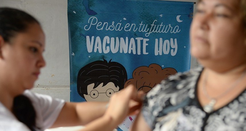 Bronquiolitis y gripe en descenso: Tucumán refuerza la vacunación y el uso de barbijos en hospitales