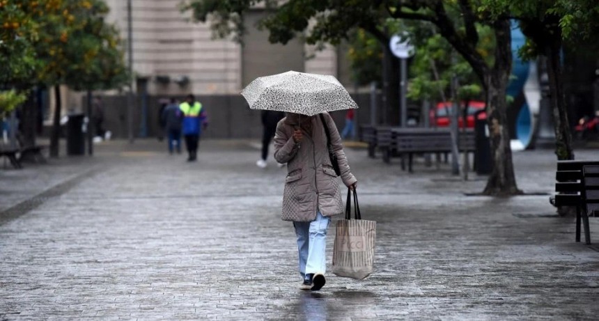Tucumán bajo lloviznas y neblina: el pronóstico anticipa la llegada del primer frío polar la próxima semana