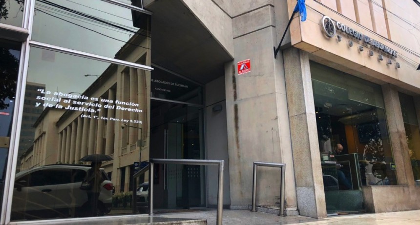 El Colegio de Abogados rechaza inscripción de juristas en retiro judicial