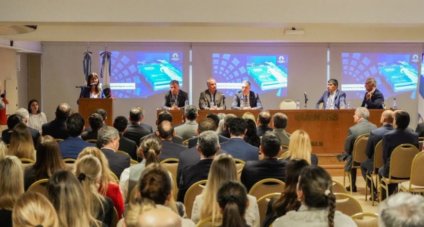 Tucumán avanza en la actualización de su Digesto Jurídico con más de 4.600 leyes