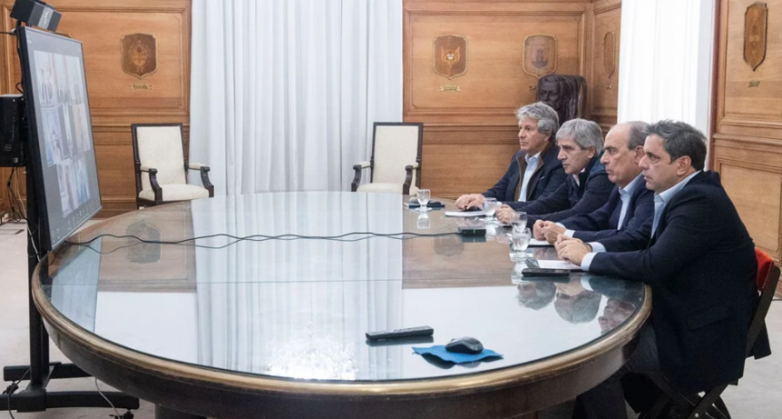 Francos y Caputo buscaron el respaldo de 17 gobernadores para el plan del 
