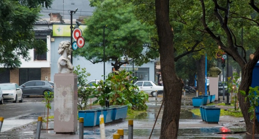 Despejan Paseo de los Libertadores con operativo conjunto en Tucumán