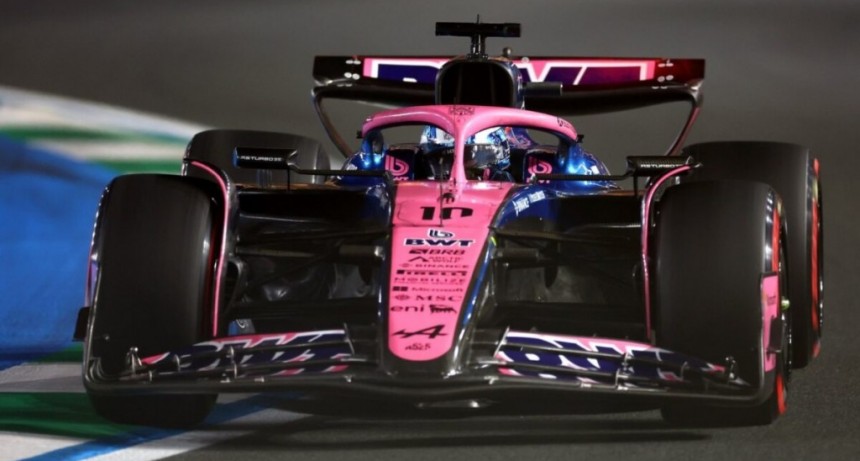 Alpine lucha por salir del fondo en la F1 2025