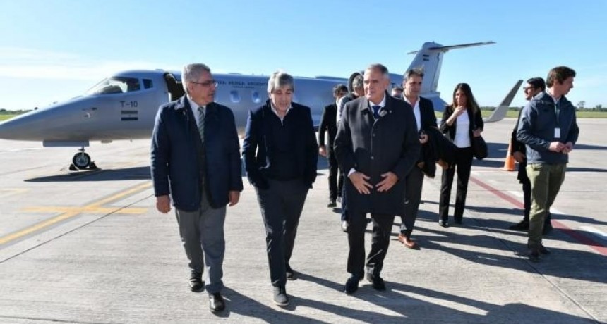 Caputo llega a Tucumán para encuentro federalista