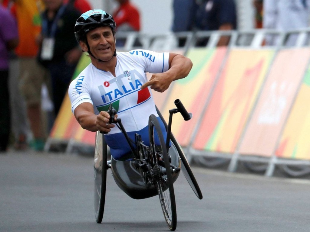 Muere Alex Zanardi a los 59 a&ntilde;os: el adi&oacute;s al campe&oacute;n paral&iacute;mpico que desafi&oacute; todos los l&iacute;mites