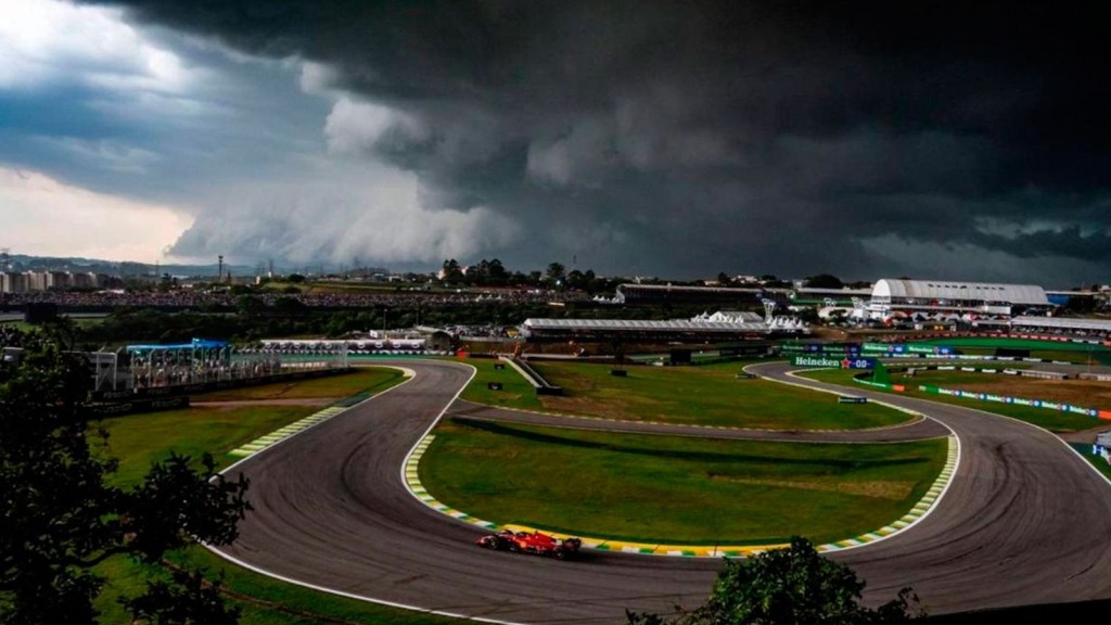 F1: tormentas el&eacute;ctricas obligan a adelantar el GP de Miami; Colapinto larga octavo y Antonelli sale primero