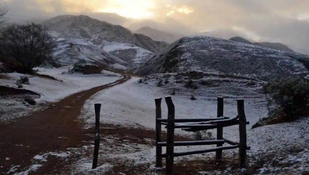 El clima da un giro brusco en Tucum&aacute;n: ingresa masa de fr&iacute;o polar con vientos intensos y alerta por nevadas en las cumbres