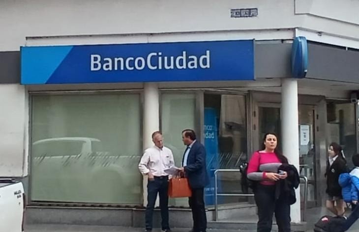 Banco Ciudad deber&aacute; pagar una multa de $5,7 millones por no atender el reclamo de un cliente que extravi&oacute; su tarjeta